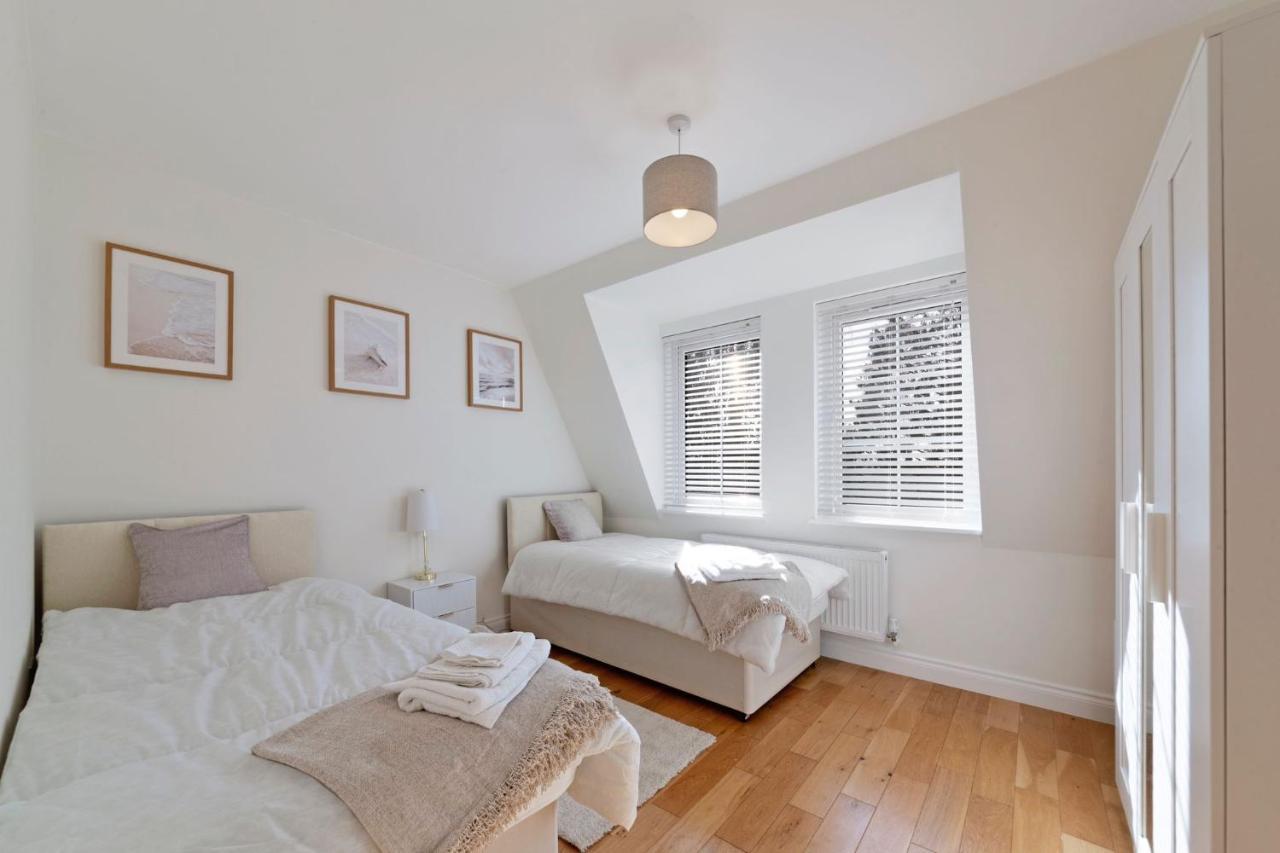 Spacious One Bed Loft Apartment Birchanger Exterior photo